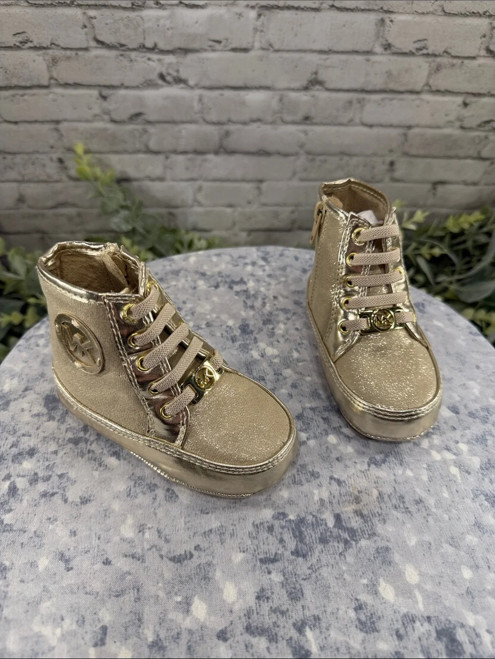 MICHAEL KORS (MK) “Baby Ana” Gold Metallic Fashion Zip High-Tops - Baby Girls 4